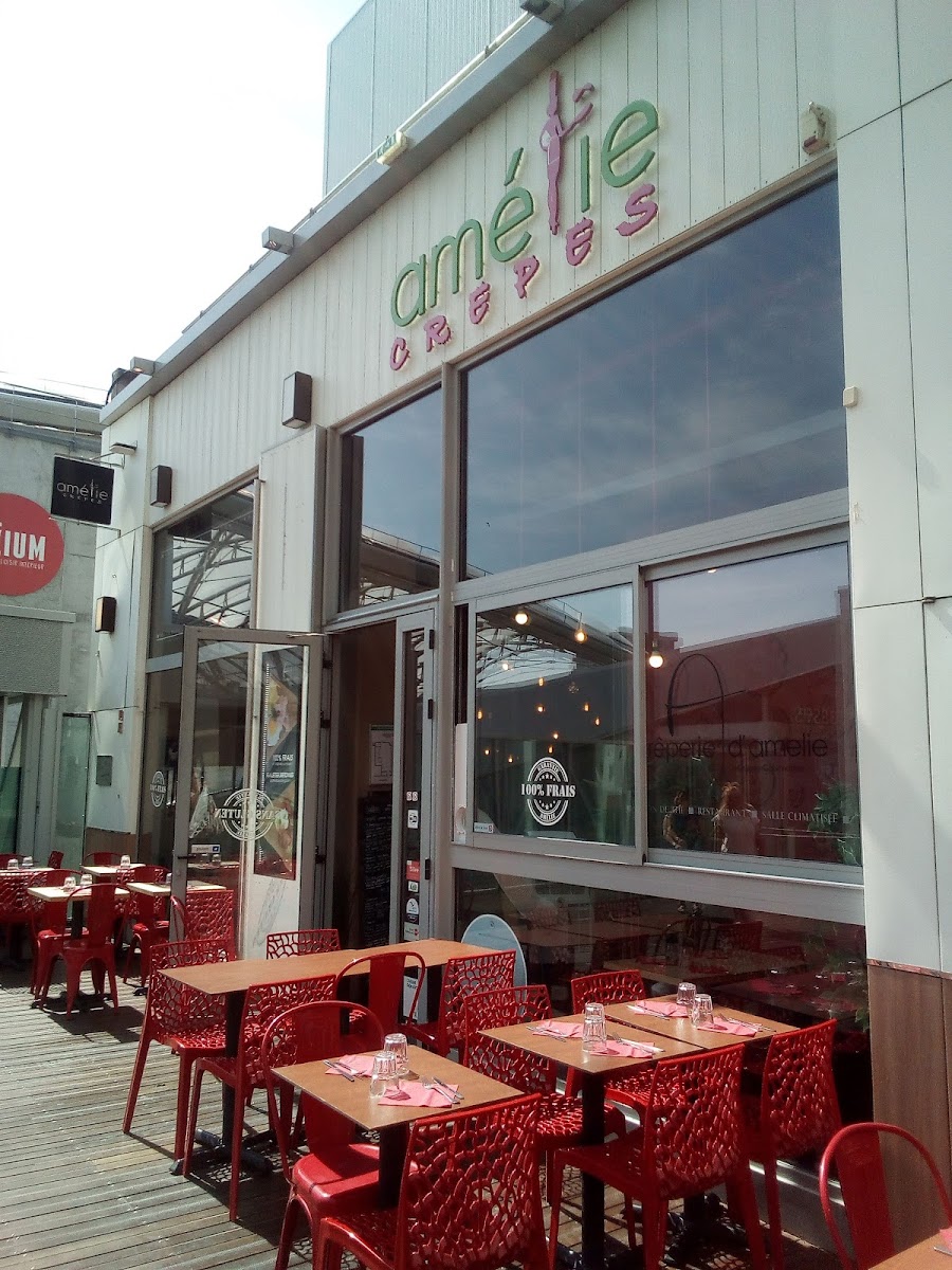 Amelie Crepe