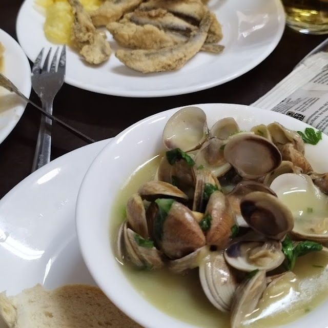 Almejas Al Vino