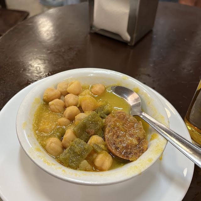 Menudo With Chickpeas