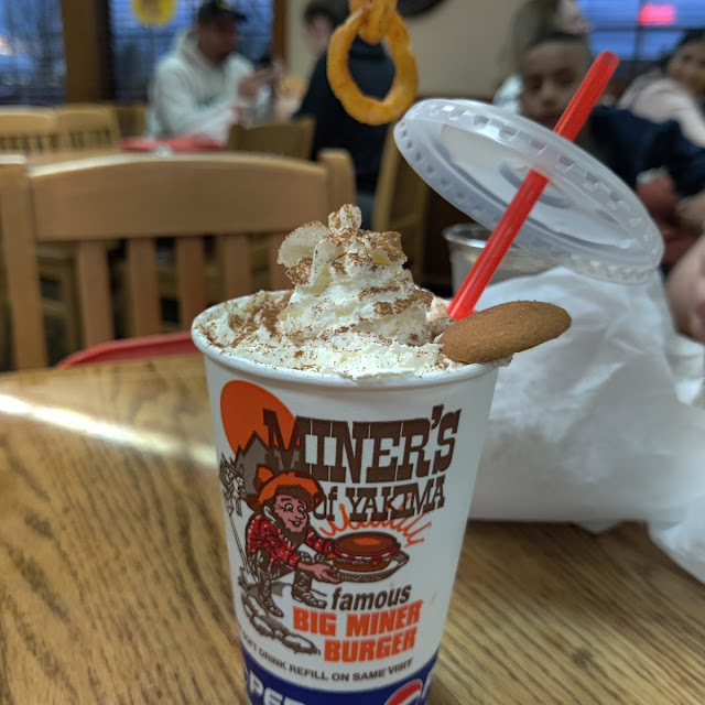 Cinnamon Roll Milkshake