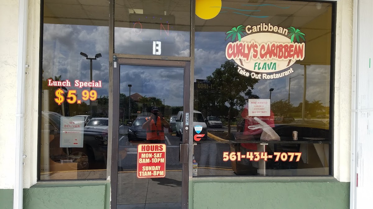 Curly's Caribbean