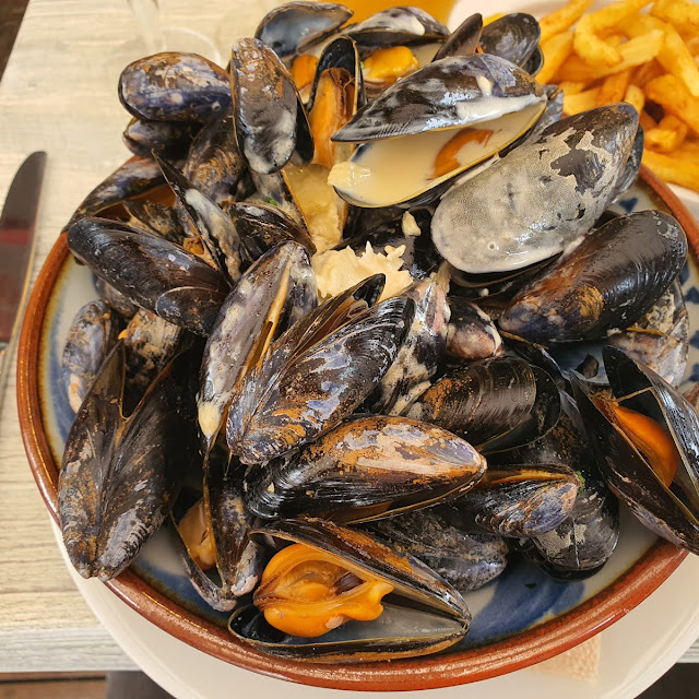 Moules À la Normande