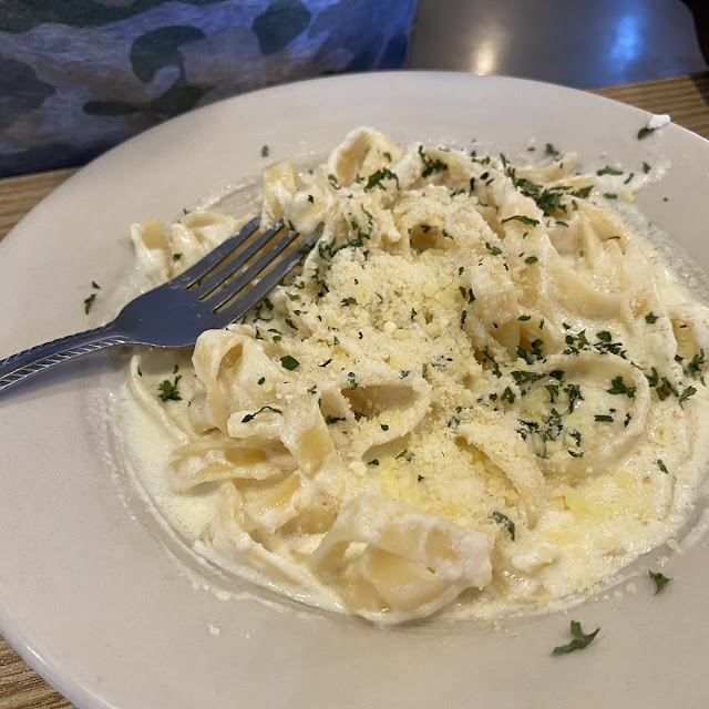 Chicken Alfredo - Personal