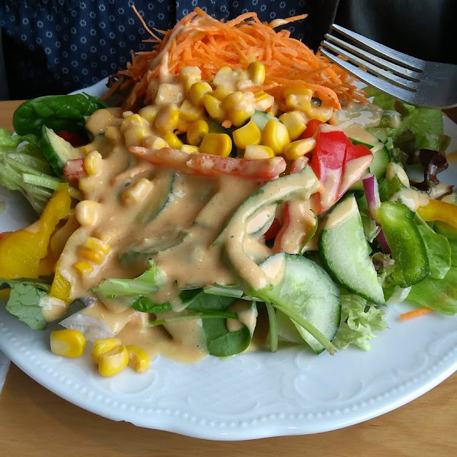 Großer Salatteller