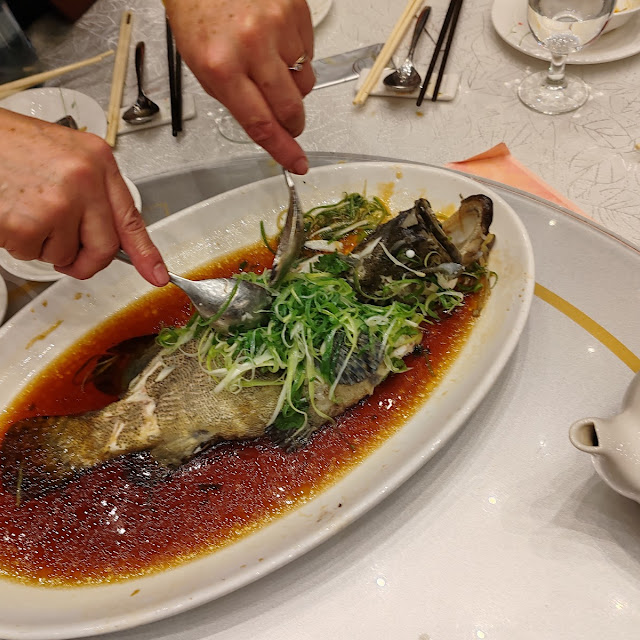 Minced Mud Carp Fish with Lettuce