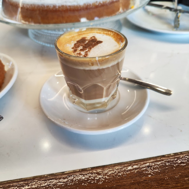 Tarta de Santiago Y Cortado