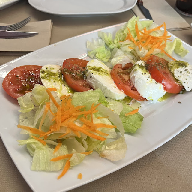 Ensalada de Tomate Y Mozzarella