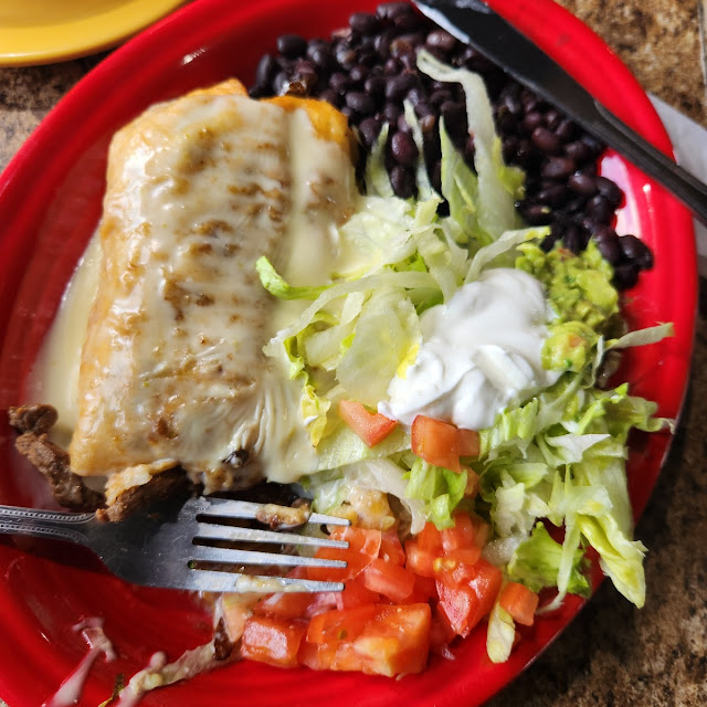 Mariachi Burrito