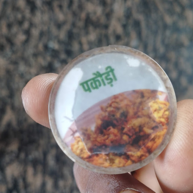 Pakora Onion and Seed Flour Tortillas Fried in Mustard Oil