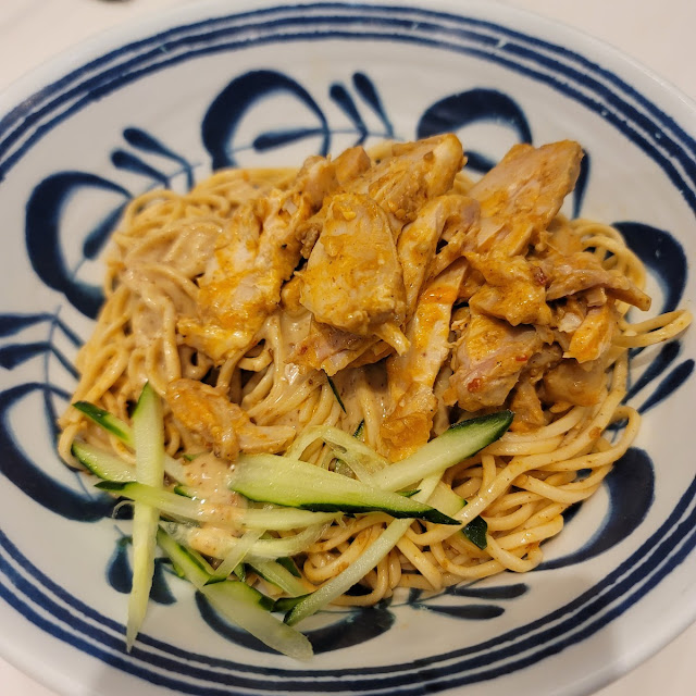 麻辣手斯雞涼伴麵