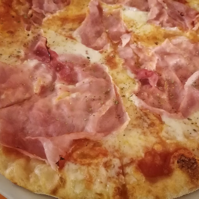 Pizza Prosciutto