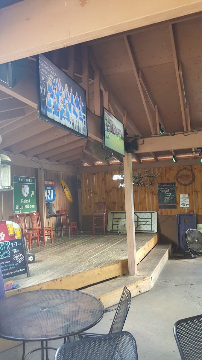 Courtyard Oyster Bar