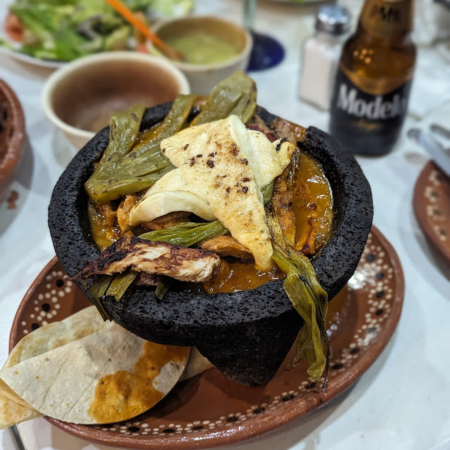 Molcajetes Mixto Y Lengua
