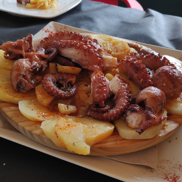 Pulpo A la Brasa