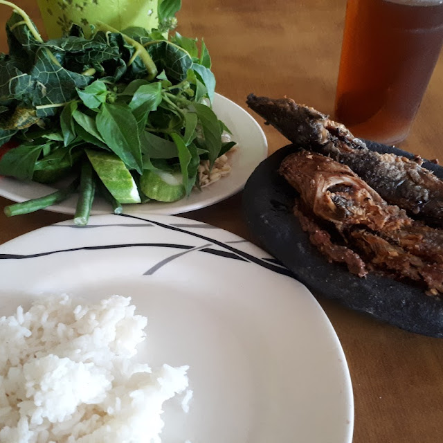 Pecel Lele Sambalnya Top Markotop