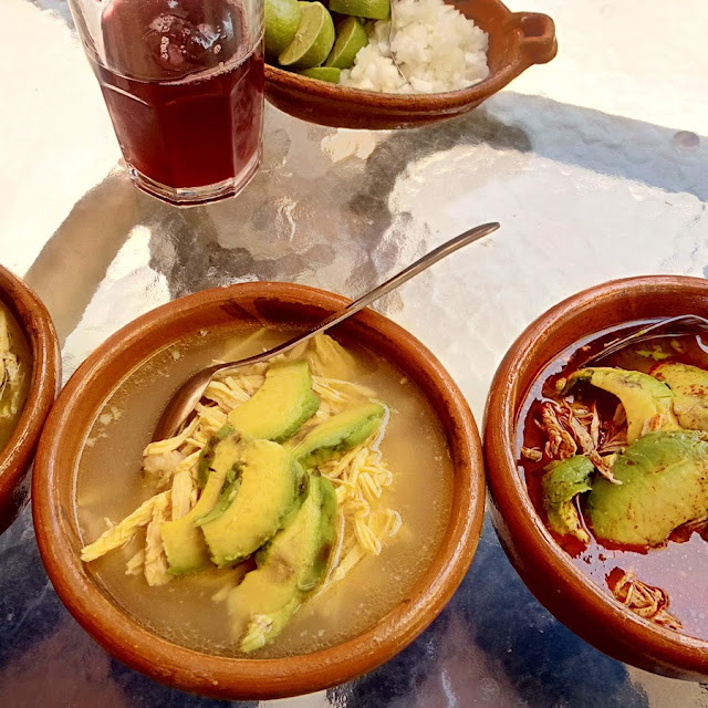 Pozole Verde Blanco Y Rojo