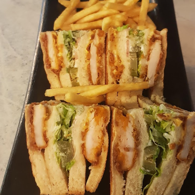 Selfie Club Sandwich