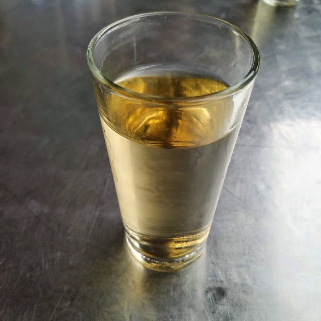 Un Gorrión de Manzanilla
