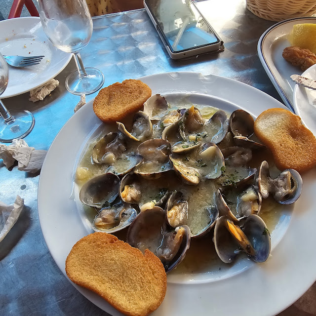 Almejas A la Marinera