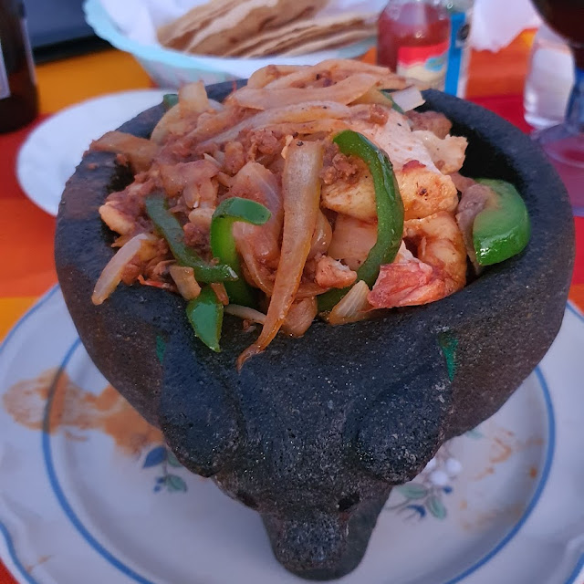 Molcajete Mixto