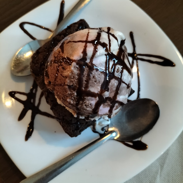 Brownie Con Helado
