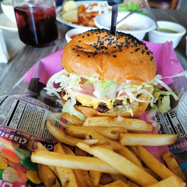 Burger Con Tosino