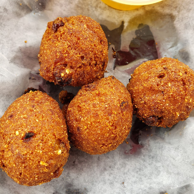 Hushpuppies