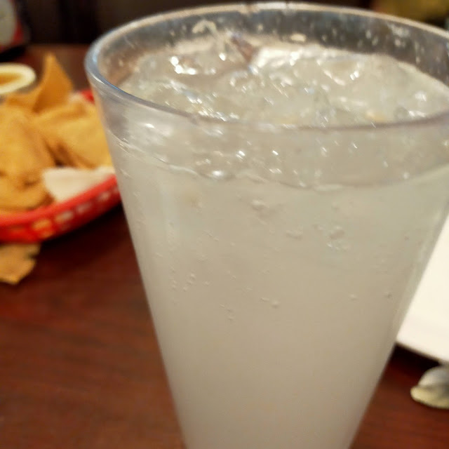 Agua de Limón