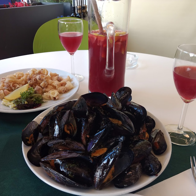 Mejillones A la Plancha Con Ajo Y Perejil