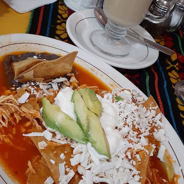 Chilaquiles Con Pollo