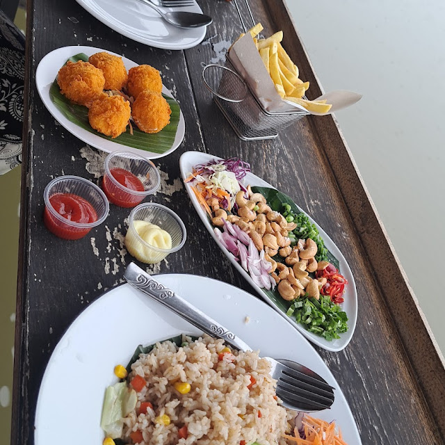 Fried Cashewnuts Fried Vegetables Fried Rice Fried Cheeseballs French Fries