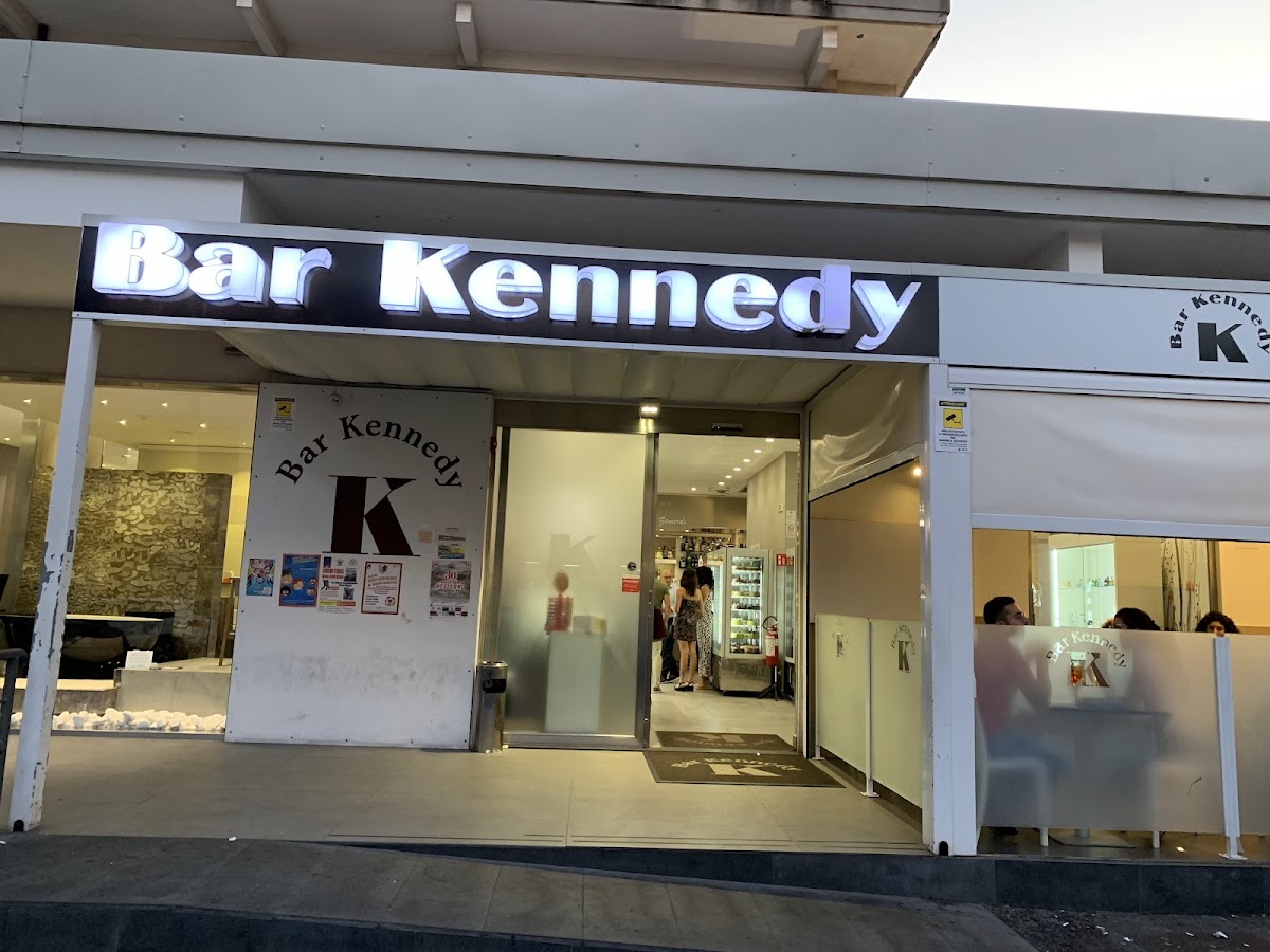 Bar Kennedy