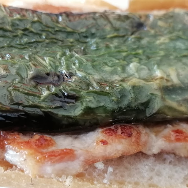 Bocadillo de Lomo Pimiento Y Queso