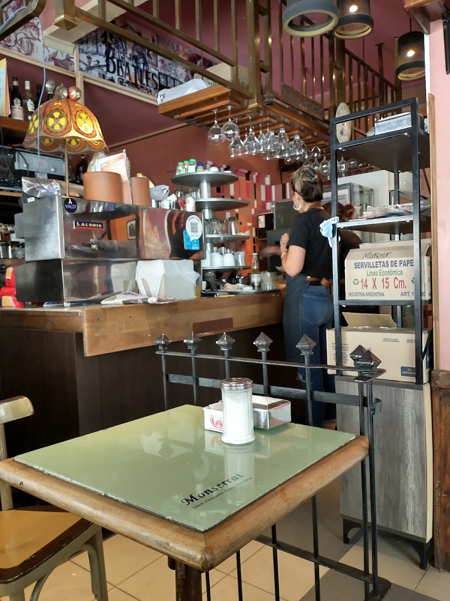 Bar Monserrat