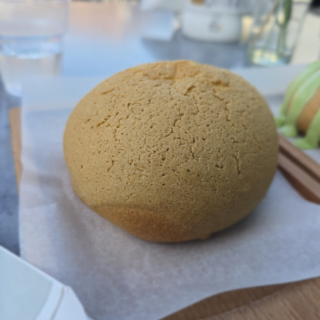 Plain Bun