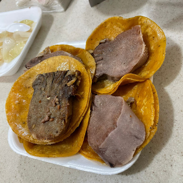 Tacos de Lengua
