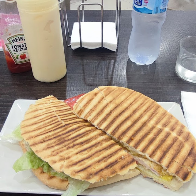 Sandwich de Pollo Curry
