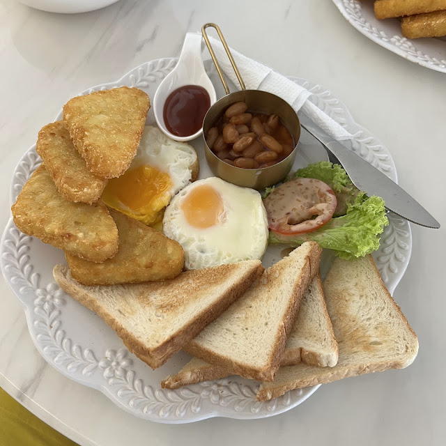Large Vegetarian Breakfast Set 2