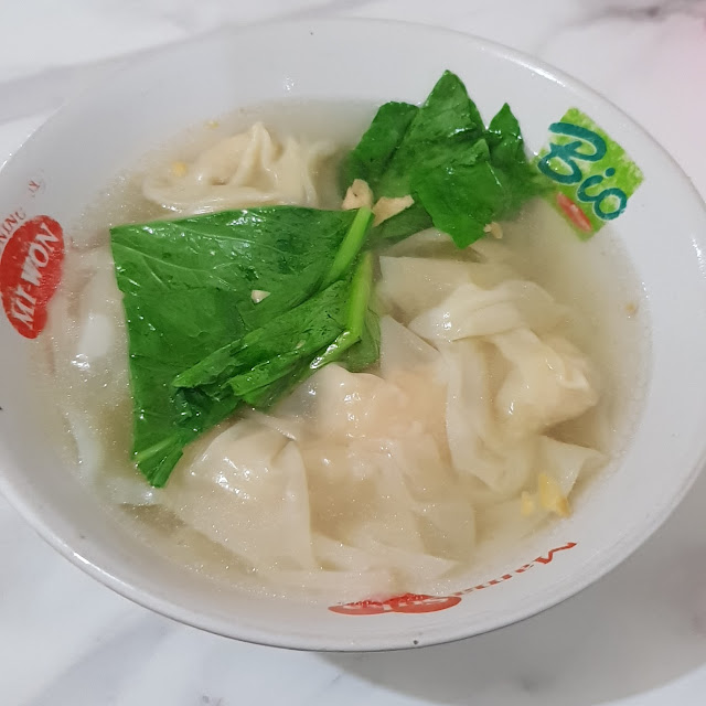 Pangsit Rebus