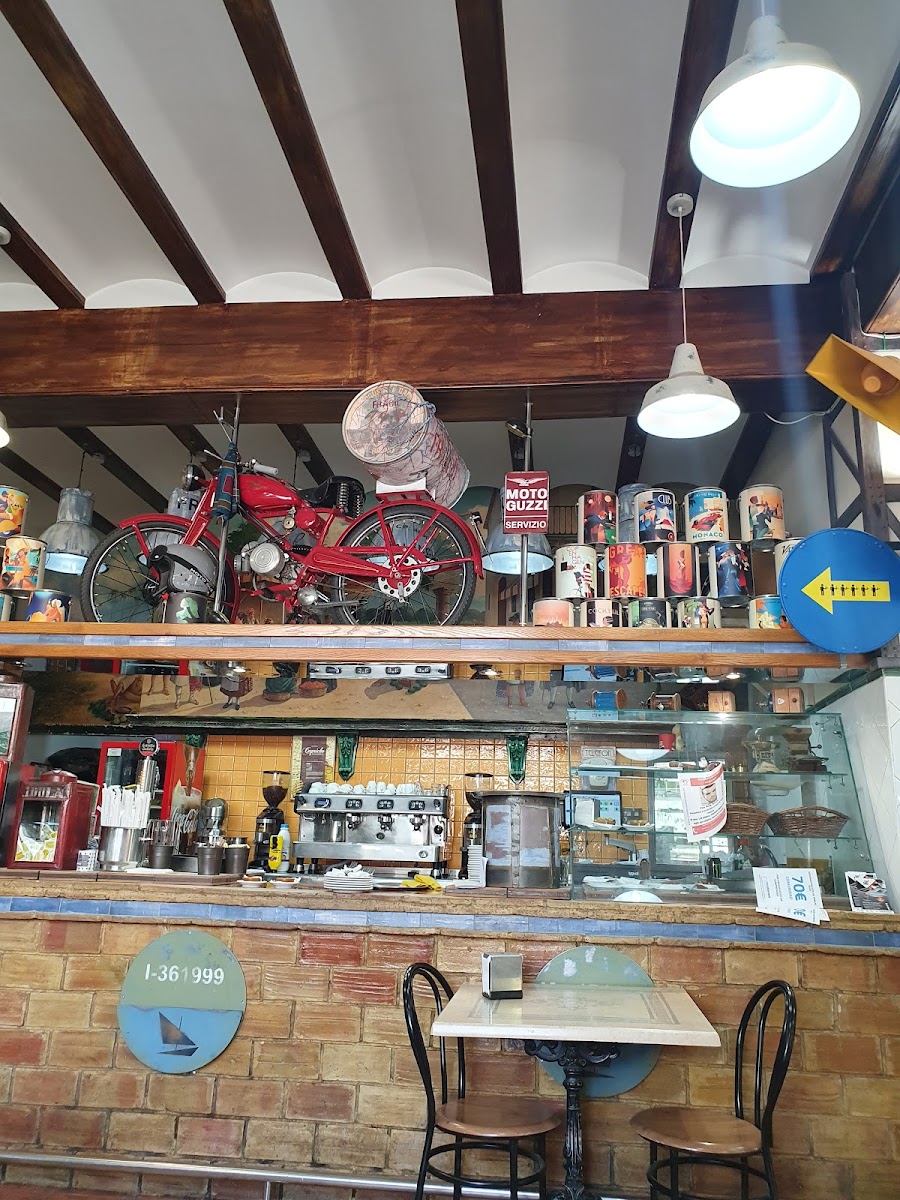 Mediterraneo Bar