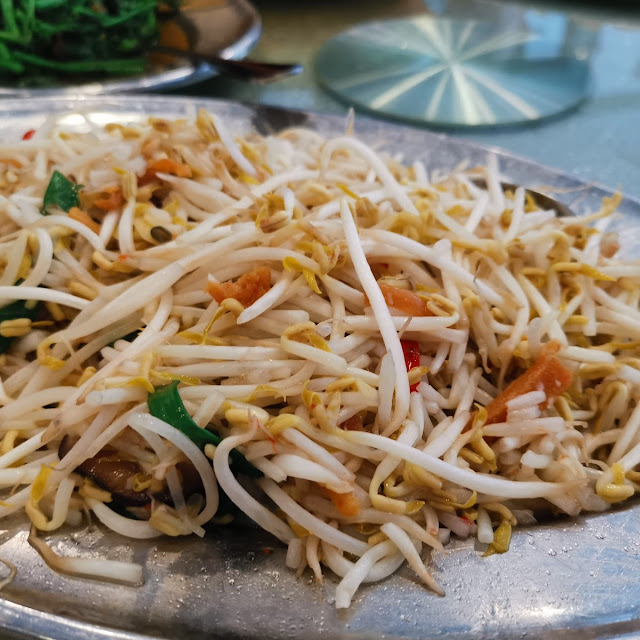Salted Fish Bean Sprout