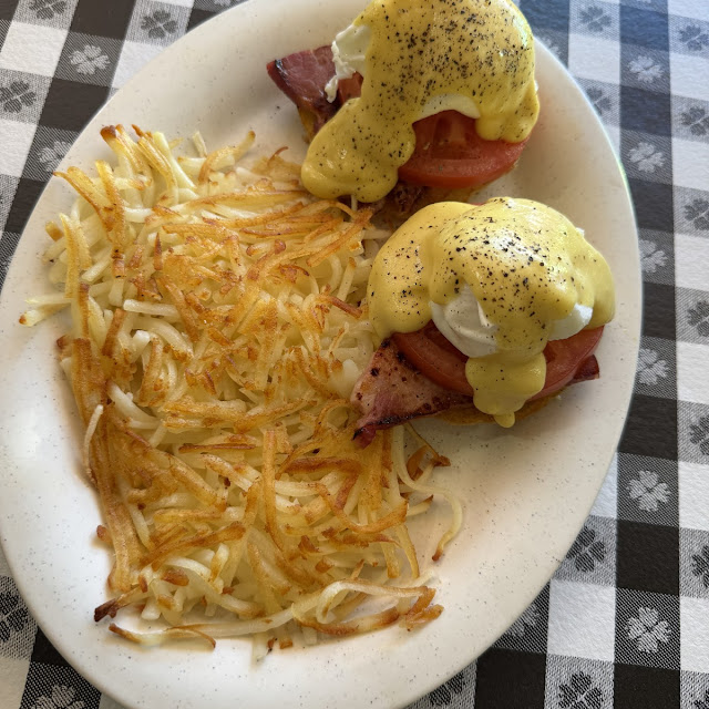Eggs Benedict
