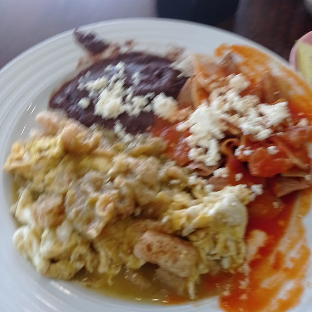 Chilaquiles Con Fajita