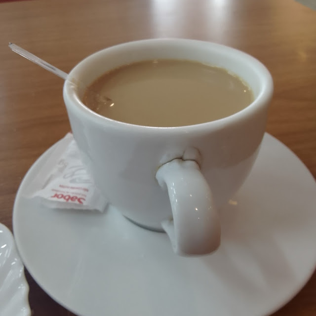 Café Com Leite Uma Delicia E Fresquinho Venha