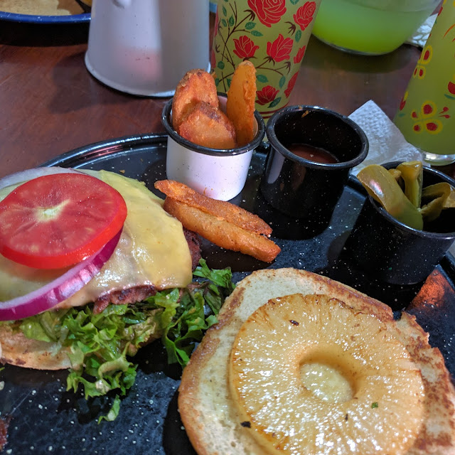 Hamburguesa Ruina Tropical