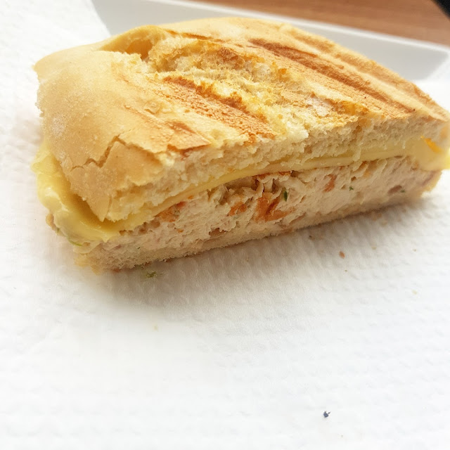 Bocadillo Pollo Y Queso
