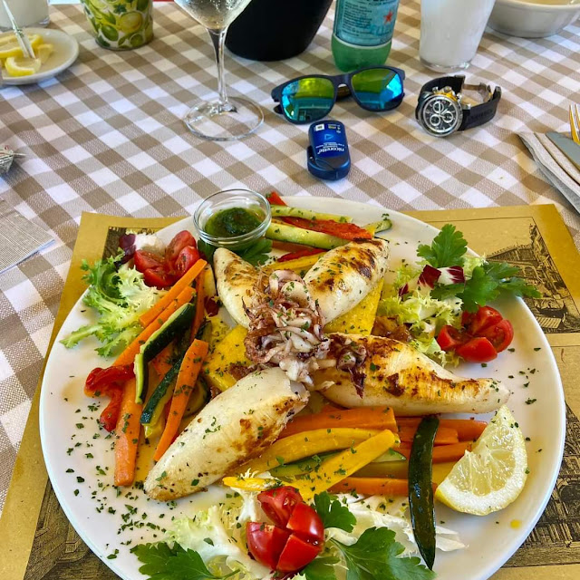 Gegrillter Tintenfisch Mit Gemüse