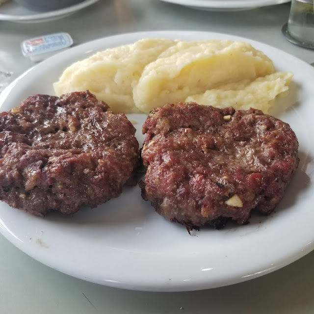Hamburguesas Caseras Con Pure