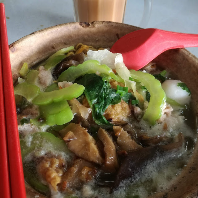 瓦堡苦瓜清湯面