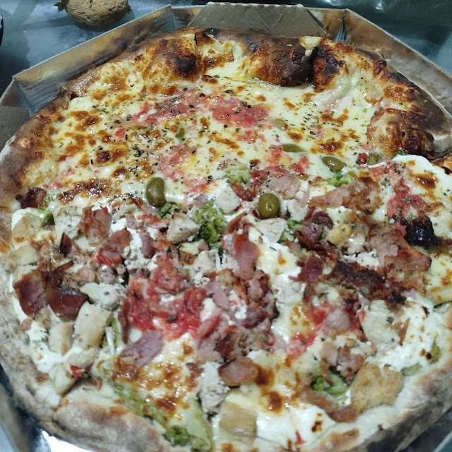 Pizza Frango do Dom E Metade Mussarela
